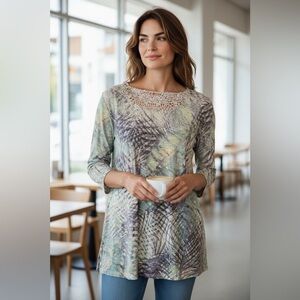 Northern Reflections Blue and Green Patterned Blouse-Bling on Front-Size Medium